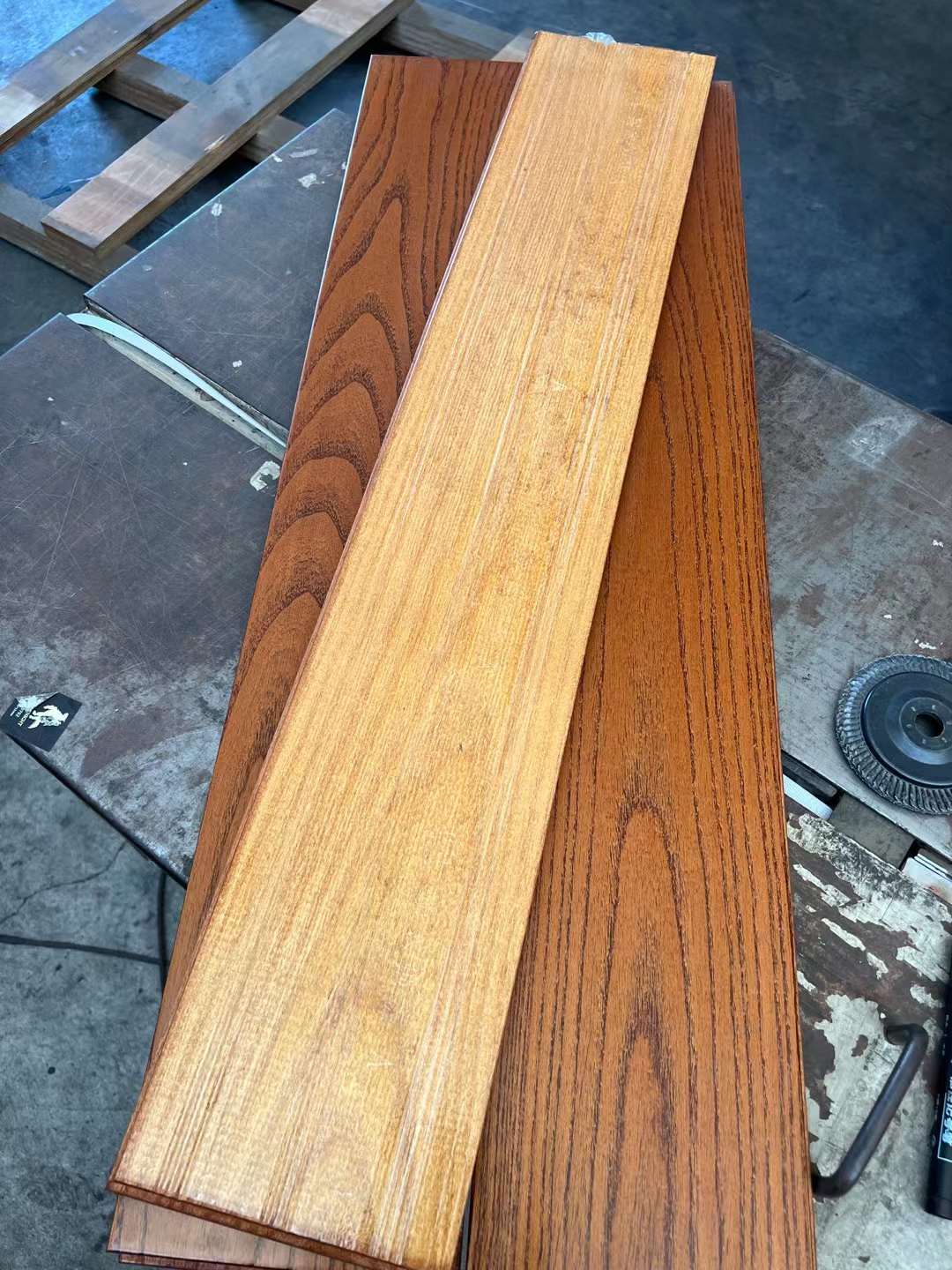 纯实木A板清仓 库存22.5平方 大胆来询价(图3) 微信图片_20220813082806.jpg