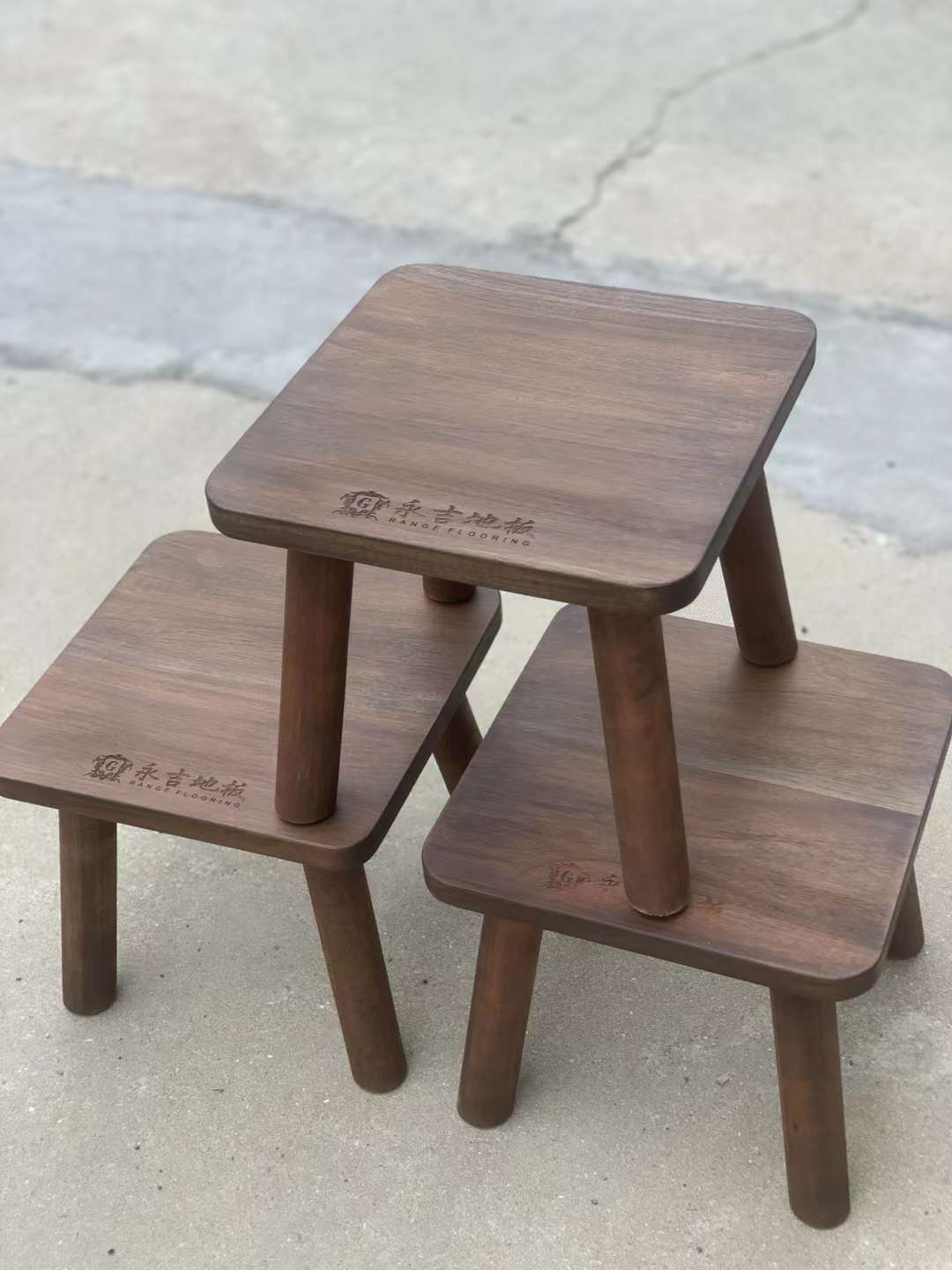 白蜡木小方凳 清仓价40元/个️ 胡桃木色(图1) 微信图片_20220813150444.jpg