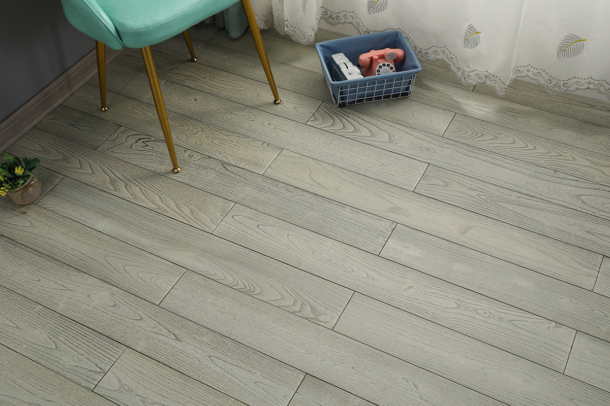 金刚柚木格丽斯203(图3)